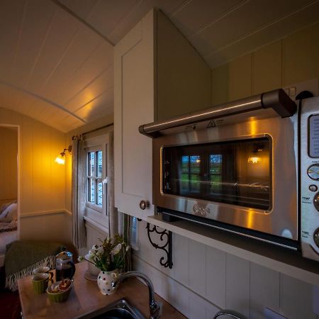 The Pleasant Hut At Mountpleasant Farm Villa Ulverston Exterior photo